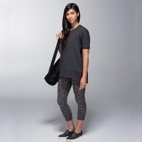 Lululemon‎ Wunder Under Crop - Picture 3 of 10